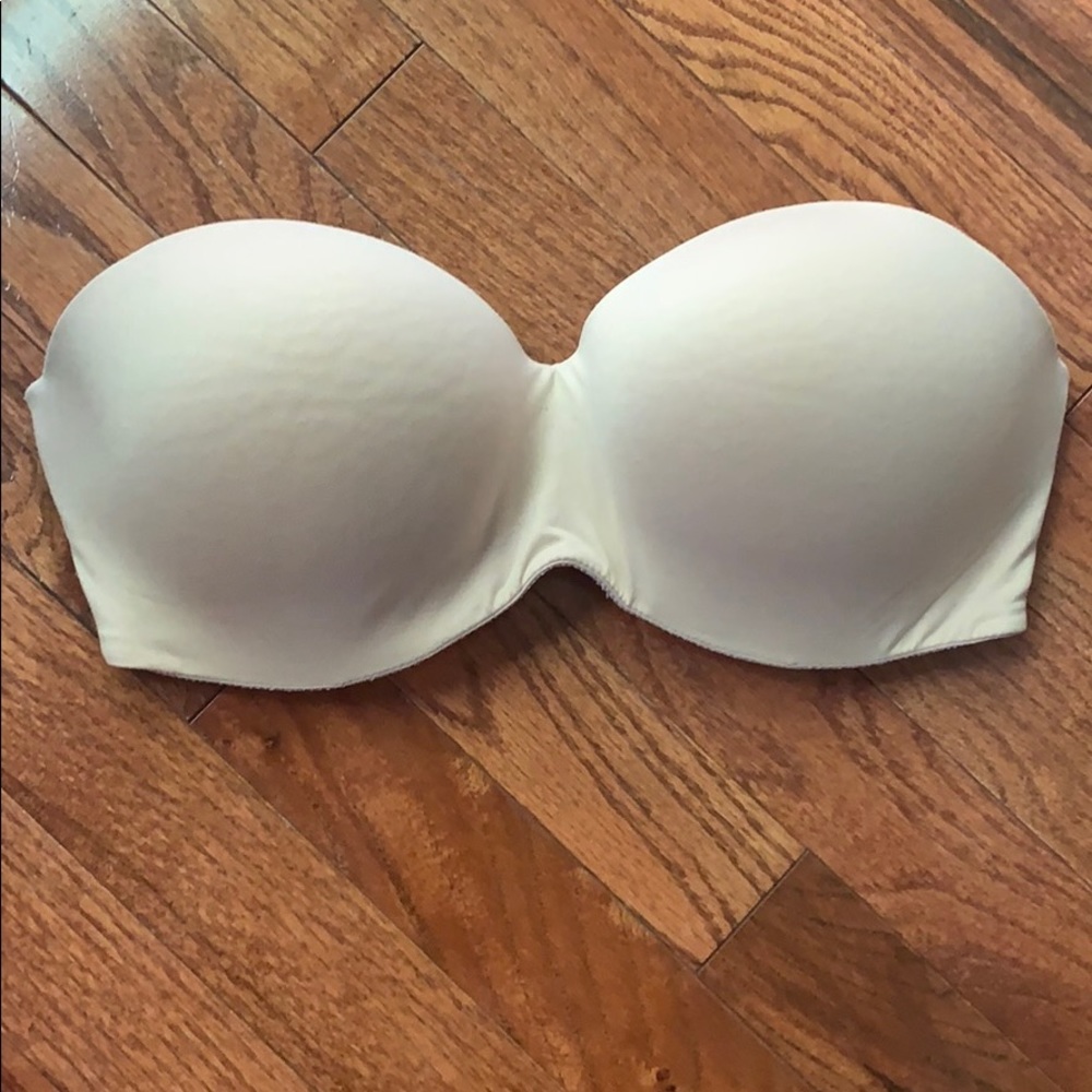 Victoria’s Secret Body By Victoria Nude Strapless